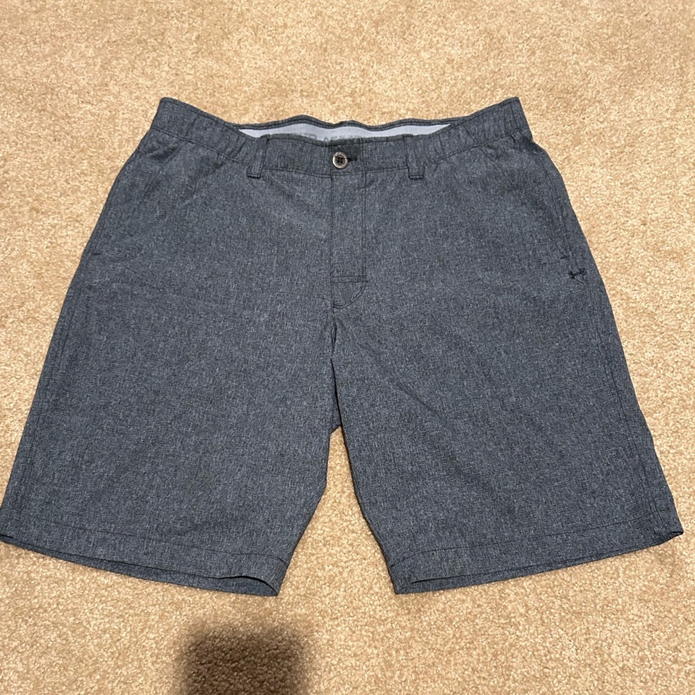 Underarmour men’s golf shorts